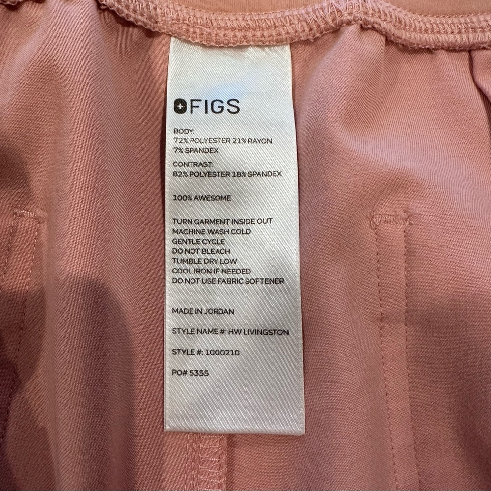 Figs Women's Wide Leg Scrub Set in Light Pink - Picture 12 of 13